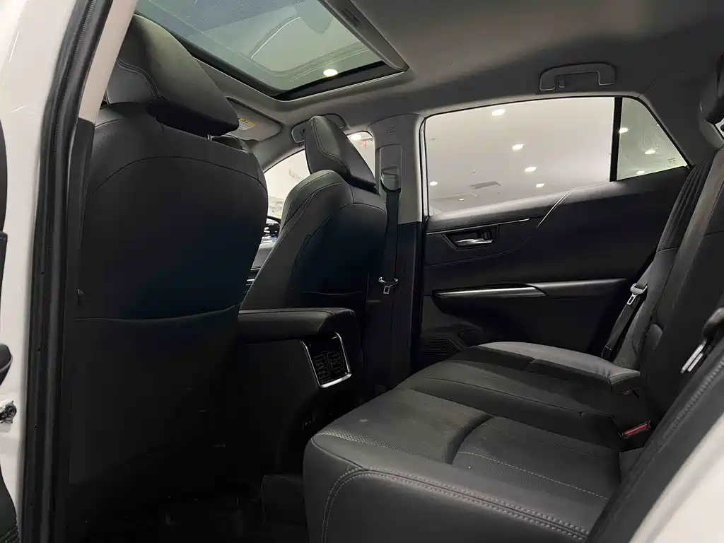 Toyota Harrier 2022 2.0L CVT 2WD Luxury Edition