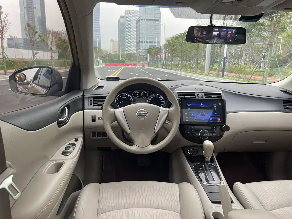 Nissan Tiida 2011 1.6L CVT Intelligent Edition