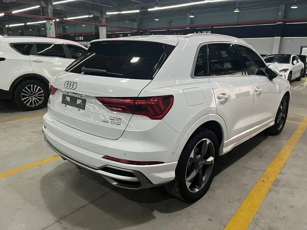 Audi Q3 2022 35 TFSI Fashion Dynamic