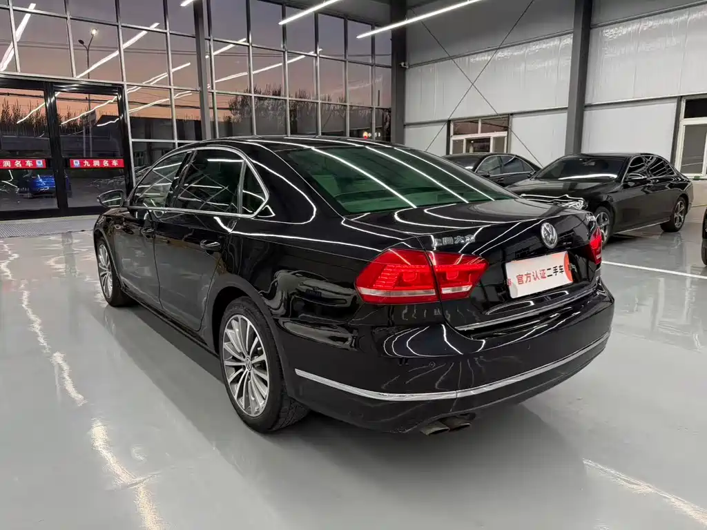 Volkswagen Passat 2011 1.8TSI DSG Yuzun Edition