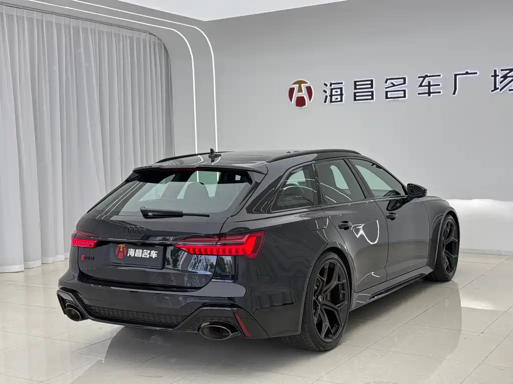 Audi RS 6 2025 model RS 6 4.0T Avant performance
