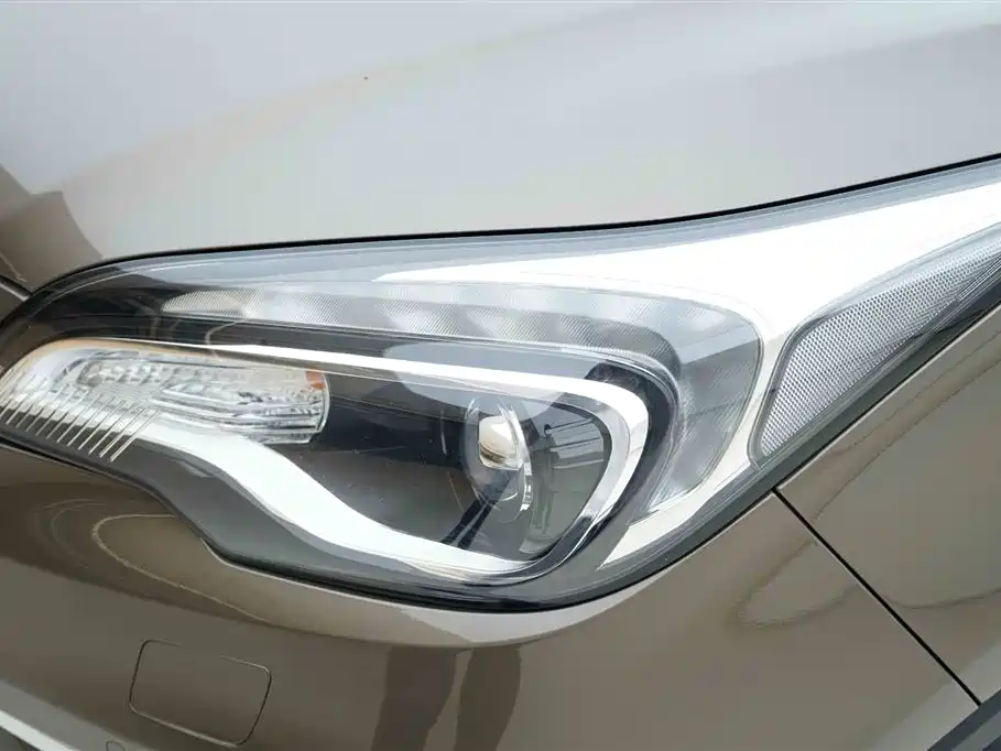 Avenir Plus 2016 28T 4WD Luxury Edition