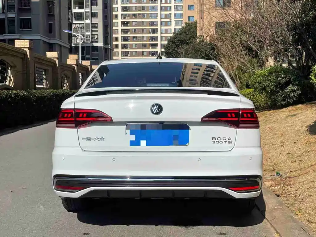Bora 2023 200TSI DSG Yuexing Edition