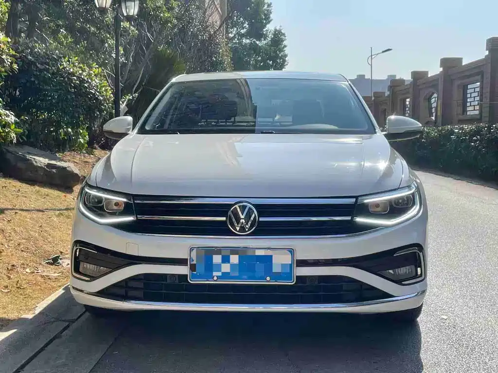 Bora 2023 200TSI DSG Yuexing Edition