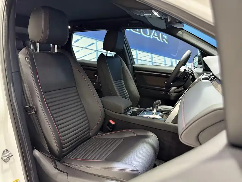 Land Rover Discovery Sport PHEV 2021 P300e Performance Technology Edition