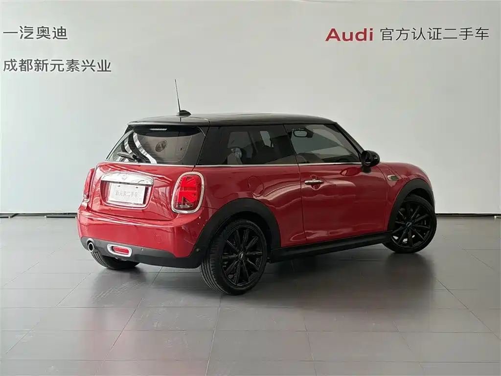 MINI Cooper Artist 2018 1.5T