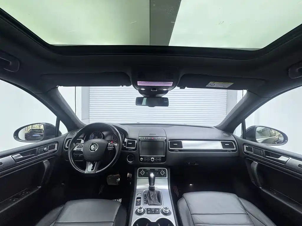 Volkswagen Touareg 2016 3.0TSI R-Line