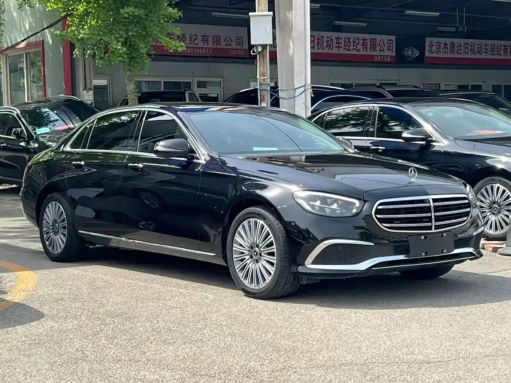 Mercedes-Benz E-Class E 300 L Luxury