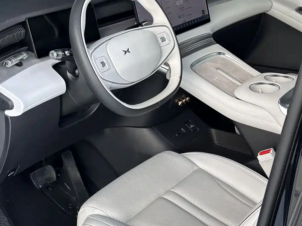 XPeng X9 2024 640 AWD High Performance Max