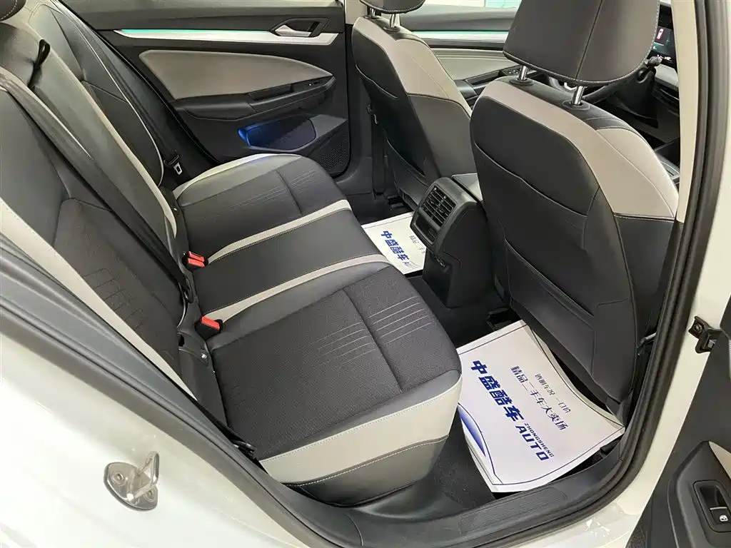 Volkswagen Golf 2023 Facelift 280TSI DSG Pro