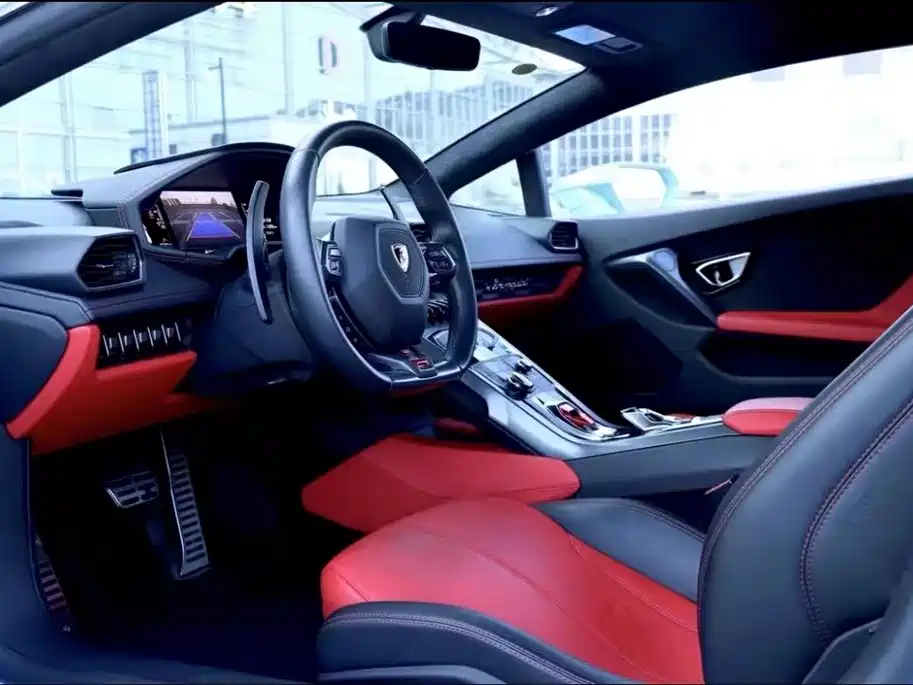 2016 Lamborghini Huracán RWD Coupe