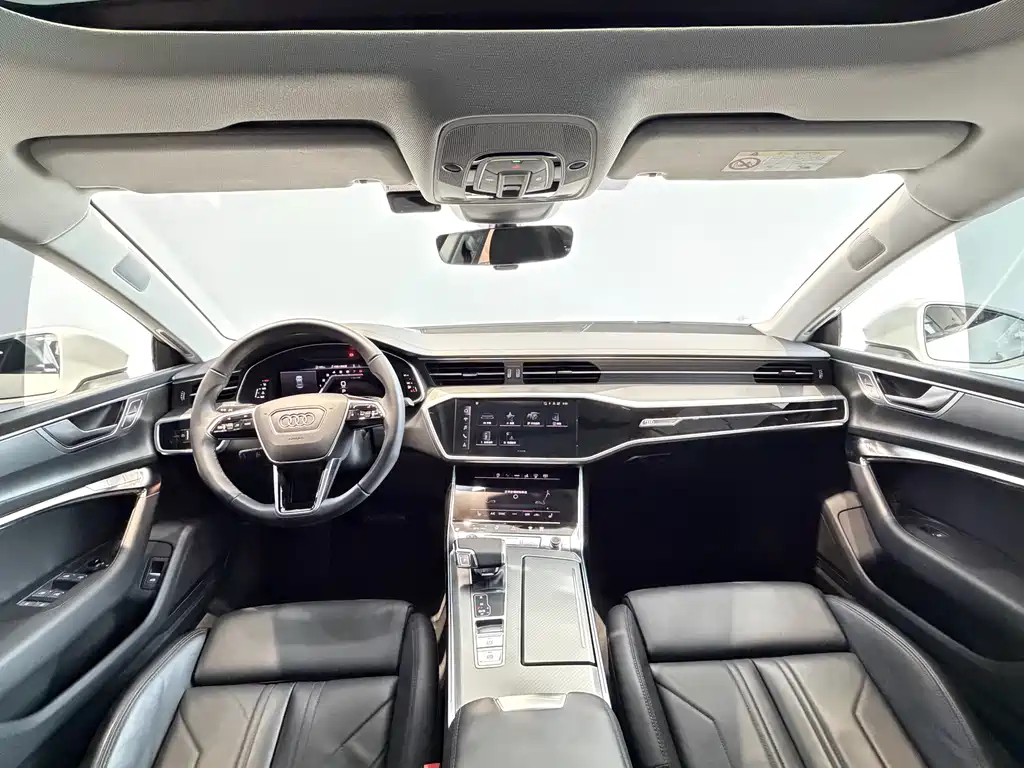Audi A7 2023 45 TFSI Premium Selection