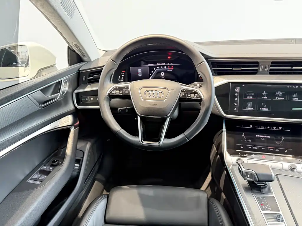Audi A7 2023 45 TFSI Premium Selection