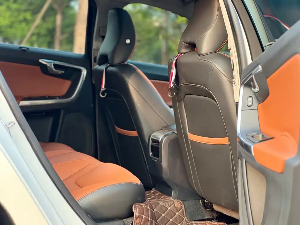 Volvo S60L 2019 T5