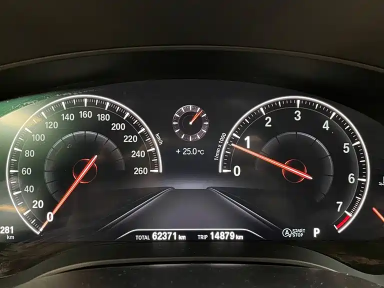 BMW 6 Series GT 2018 630i Luxury Design Package