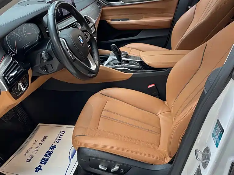 BMW 6 Series GT 2018 630i Luxury Design Package