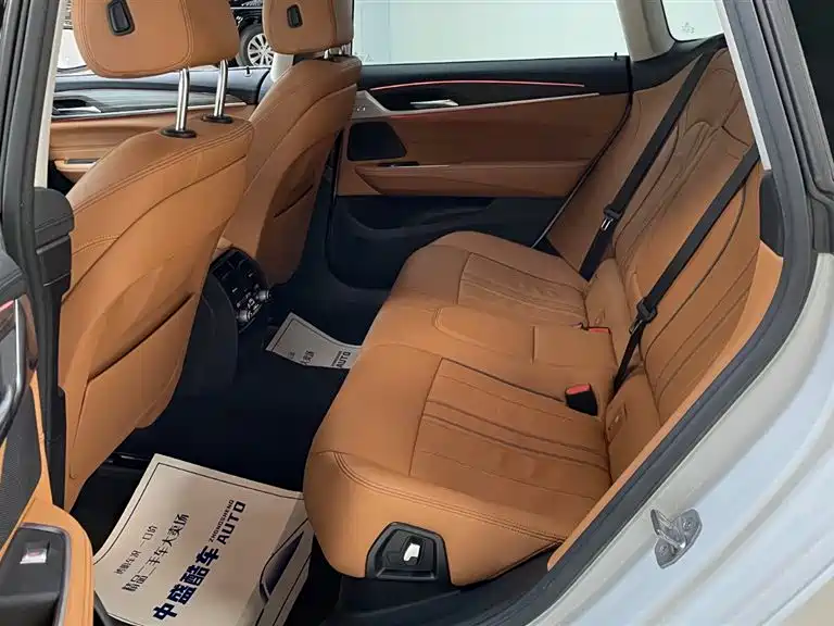 BMW 6 Series GT 2018 630i Luxury Design Package