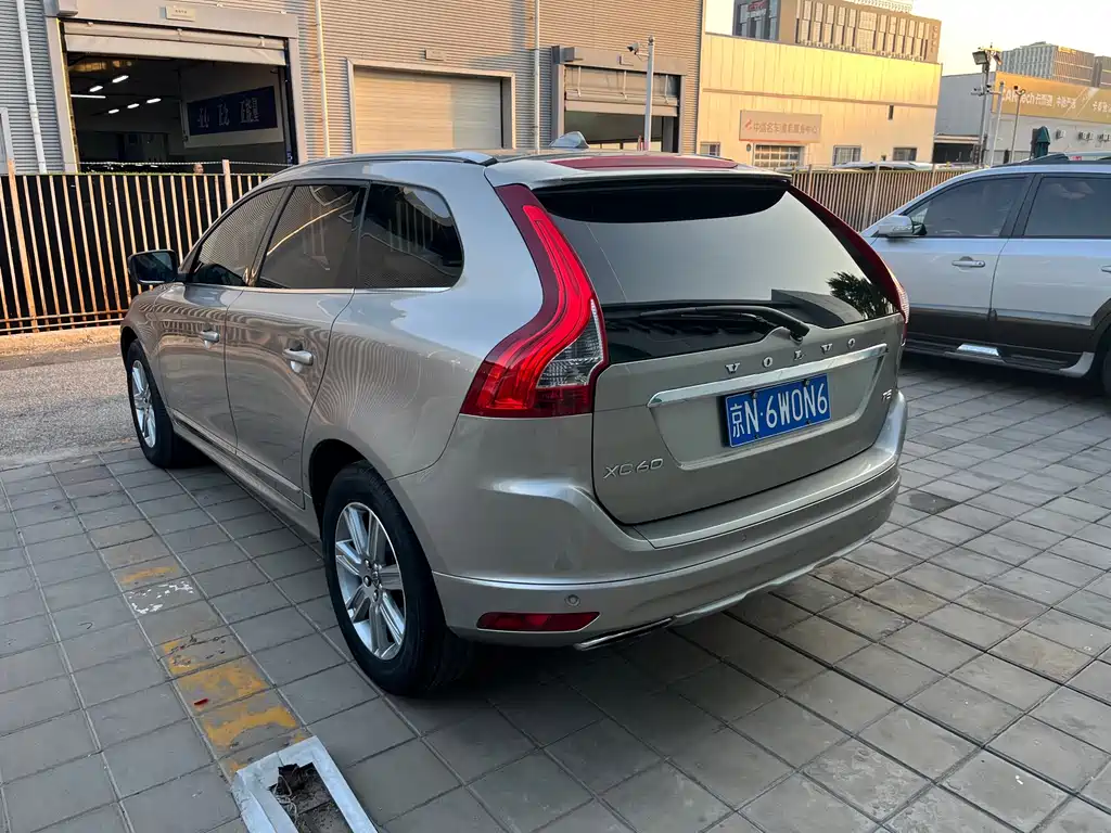Volvo XC60 2016 T5 Zhiyuan Edition