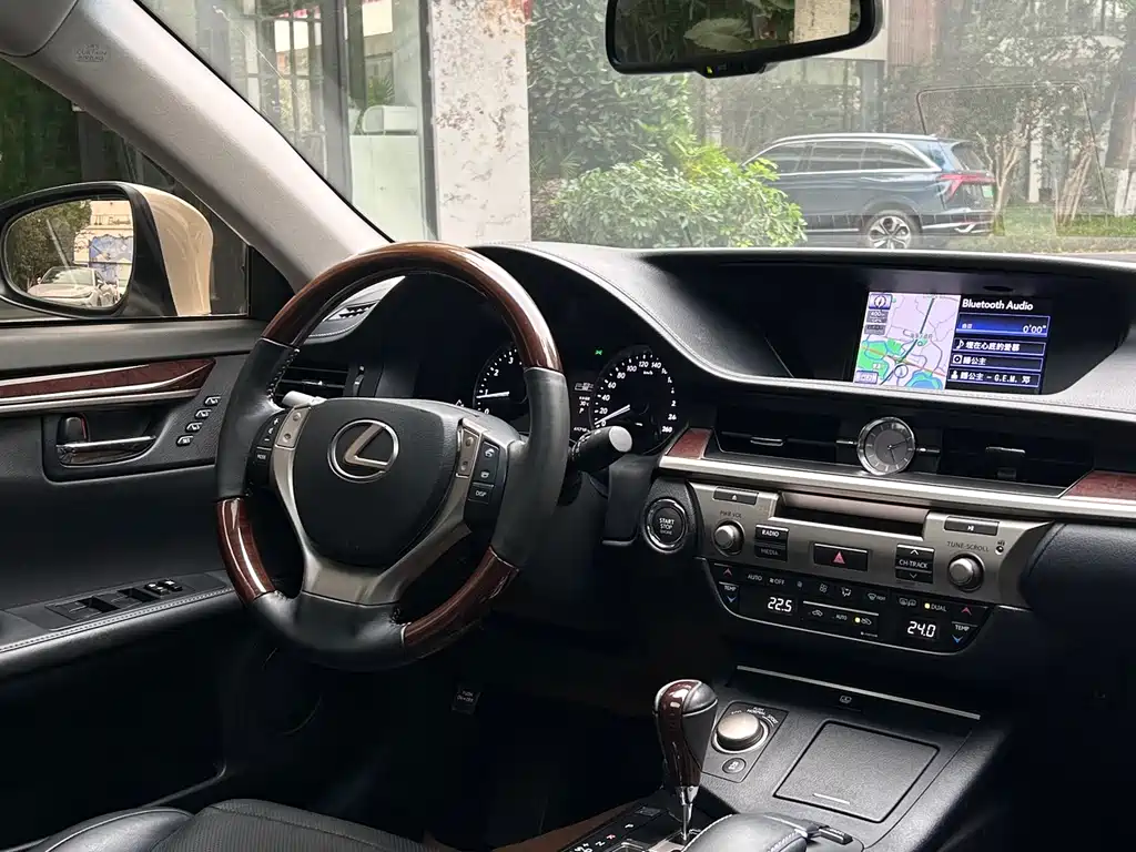 Lexus ES 2013 250 Elegant Edition