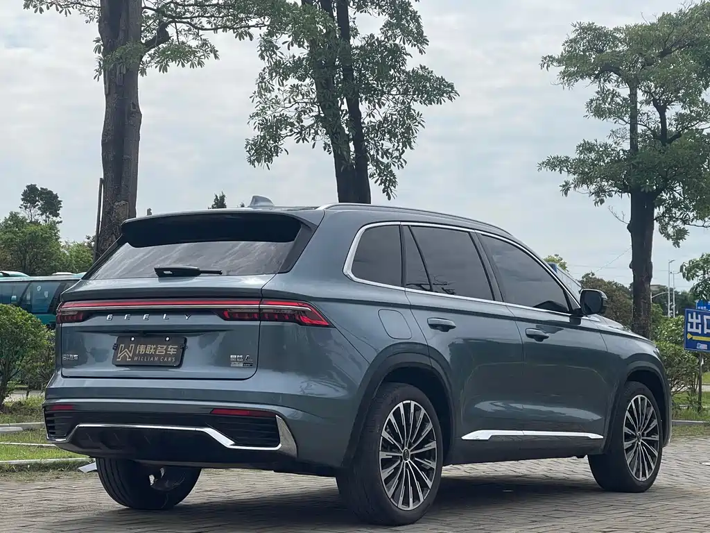 Geely Monjaro 2026 Dongfang Yao 2.0TD Automatic Lanxing Edition