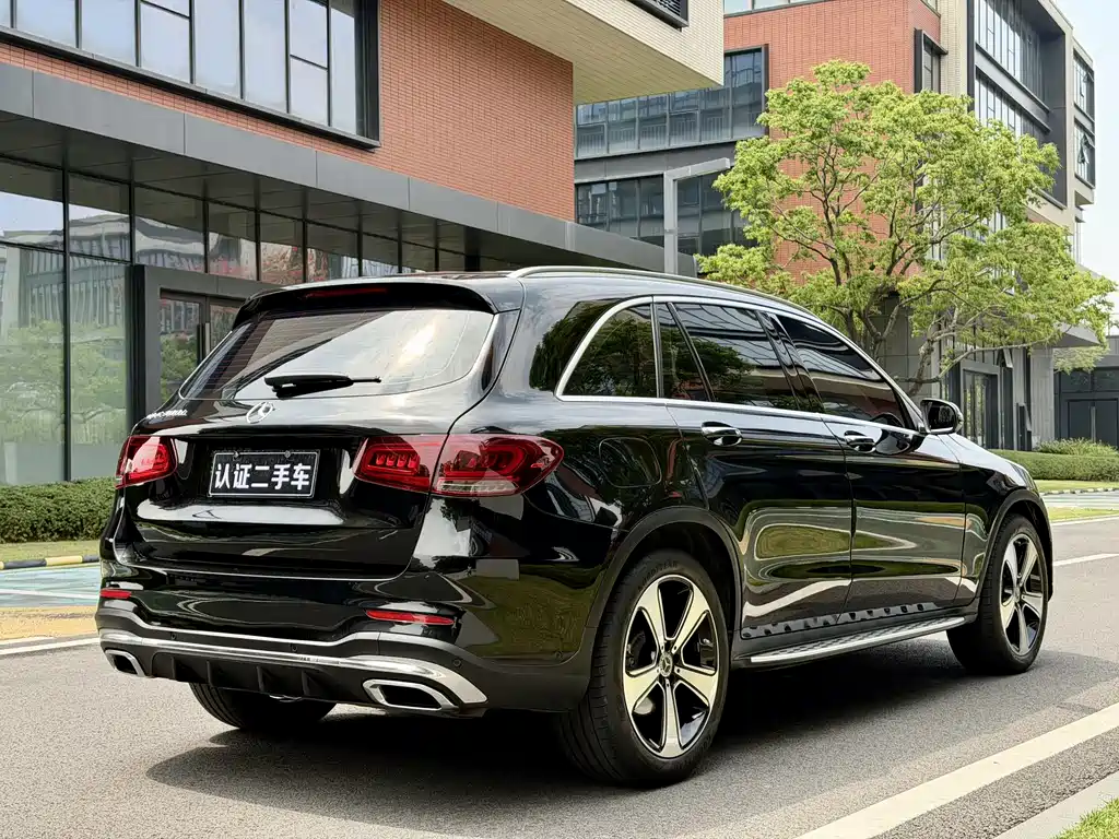 Mercedes-Benz GLC 300 L 4MATIC Dynamic Edition
