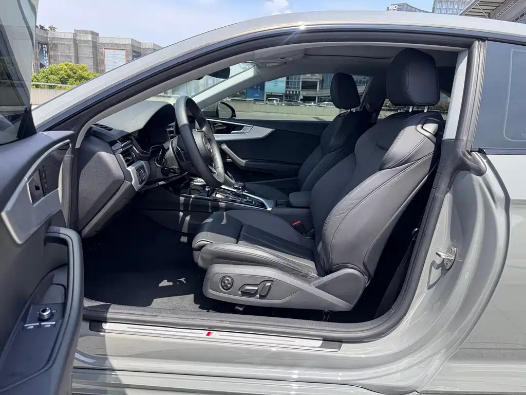 Audi A5 2022 Coupe 40 TFSI Fashion Dynamic