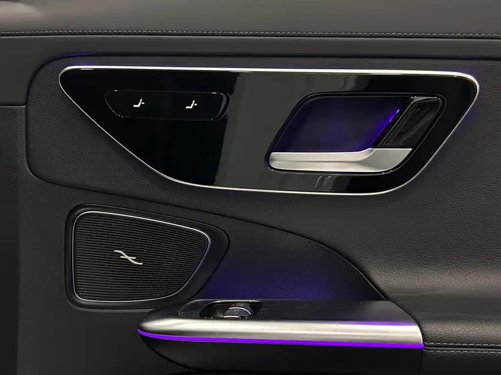 Mercedes-Benz C-Class NEV 2023 C 350 eL