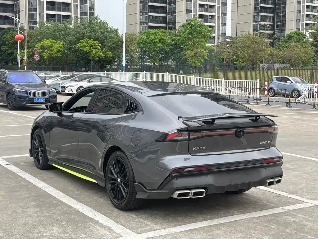 Changan UNI-V 2024 1.5T Premium Sport Edition