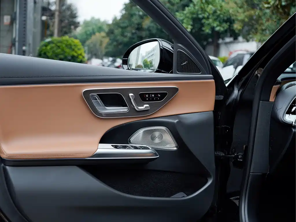 Mercedes-Benz E-Class 2026 E 300 L Luxury