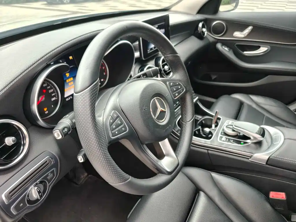Mercedes-Benz C-Class 2016 C 180 L Sport