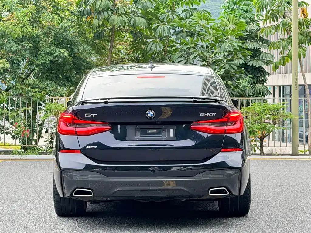 BMW 6 Series GT 2018 640i xDrive M Sport Package