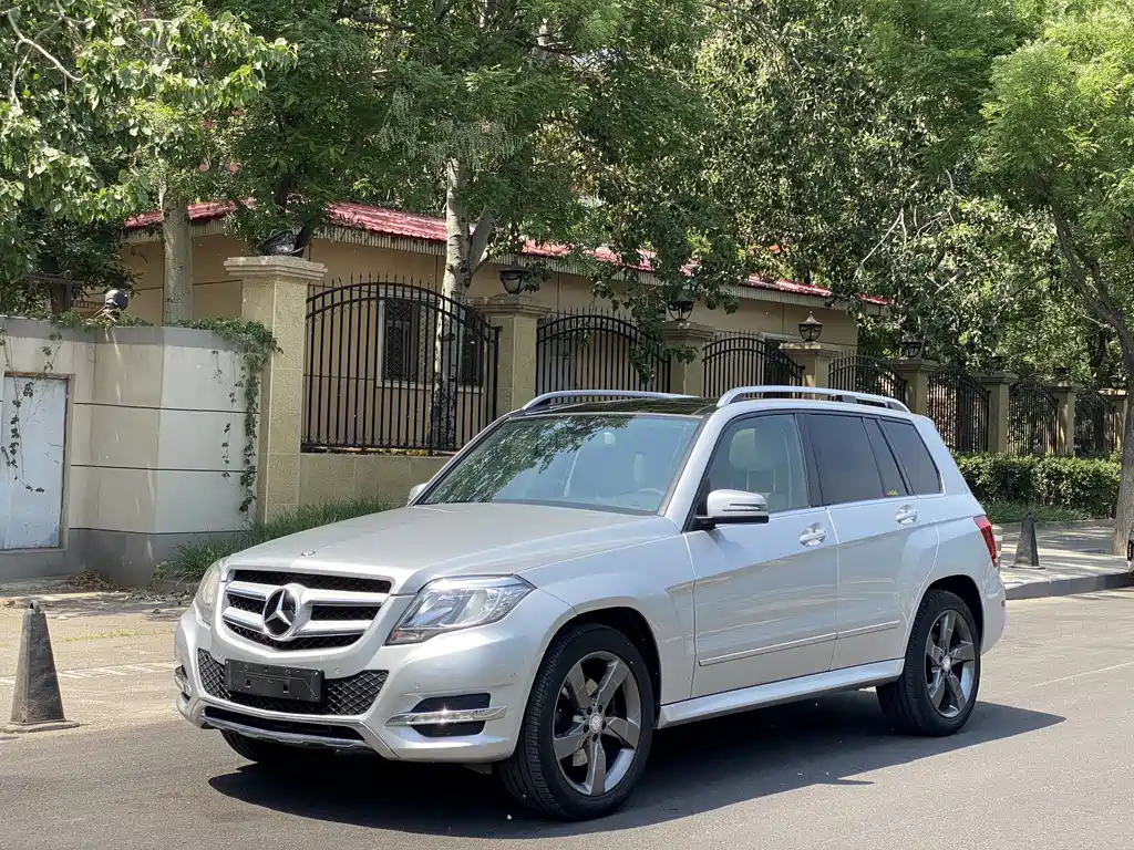 Mercedes-Benz GLK-Class 2013 GLK 300 4MATIC Dynamic Sunroof Edition