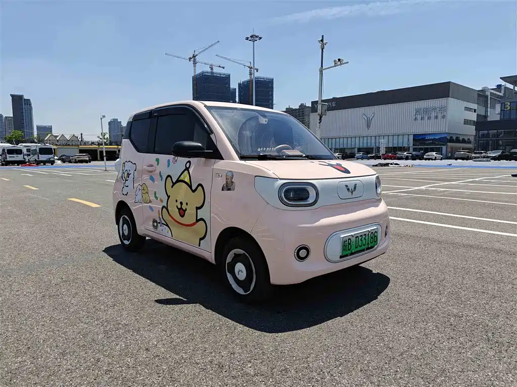 Hongguang MINI EV 2024 3rd Generation 215km Youth Edition
