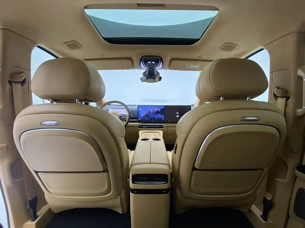 Voyah Dreamer 2025 PHEV AWD Flagship Kunpeng Edition