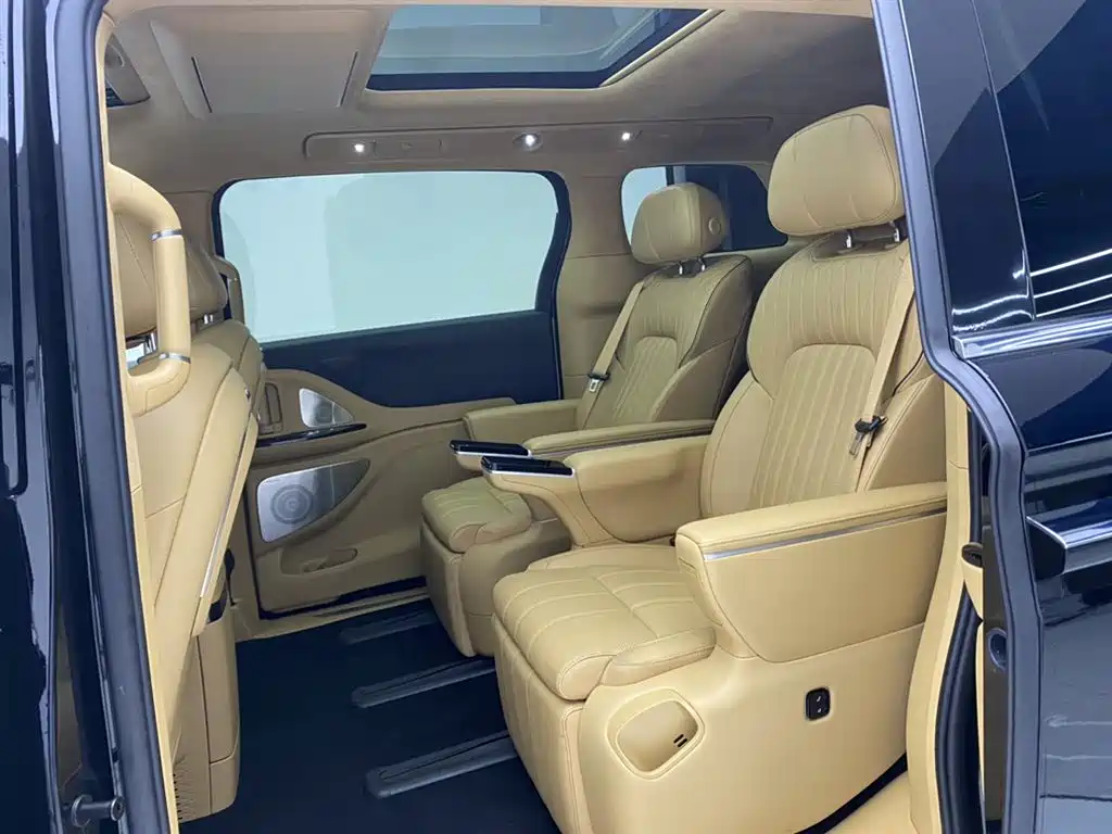 Voyah Dreamer 2025 PHEV AWD Flagship Kunpeng Edition