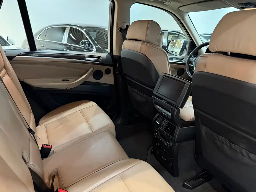 BMW X5 (Import) 2008 xDrive48i Luxury