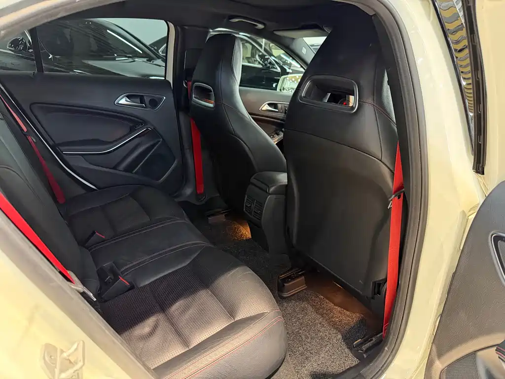Mercedes-Benz A-Class (Import) 2016 A 260 Sport