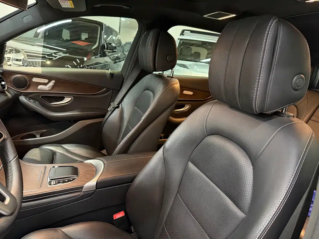Mercedes-Benz GLC 2021 GLC 260 L 4MATIC Luxury