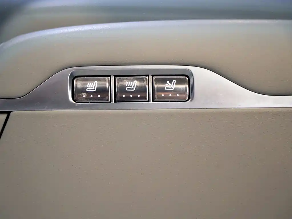 AITO M9 2025 EREV Ultra Edition 52kWh 6-Seater (192-Line LiDAR)