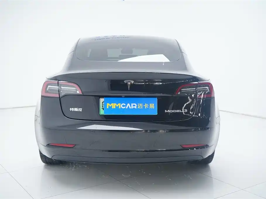 Model 3 2022 Rear-Wheel Drive