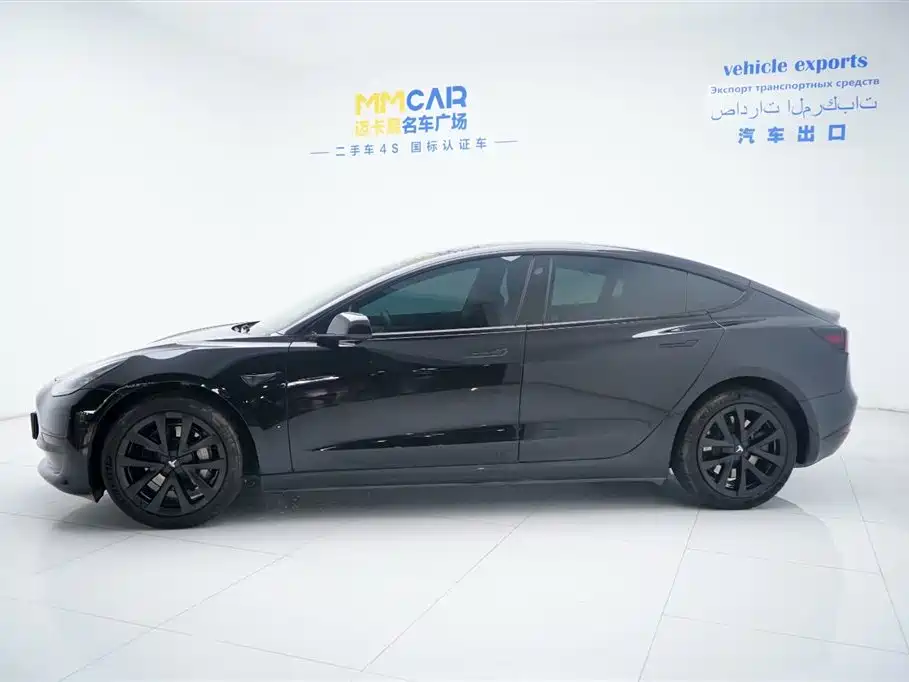 Model 3 2022 Rear-Wheel Drive