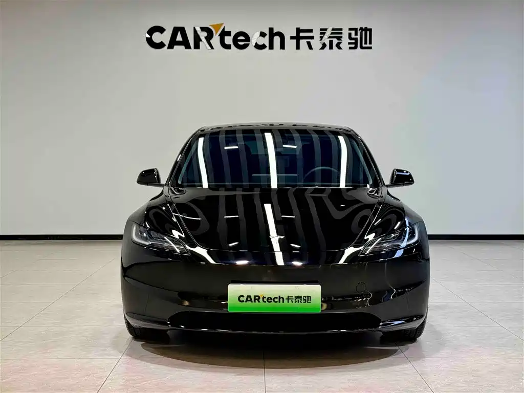 Tesla Model 3 2023 RWD