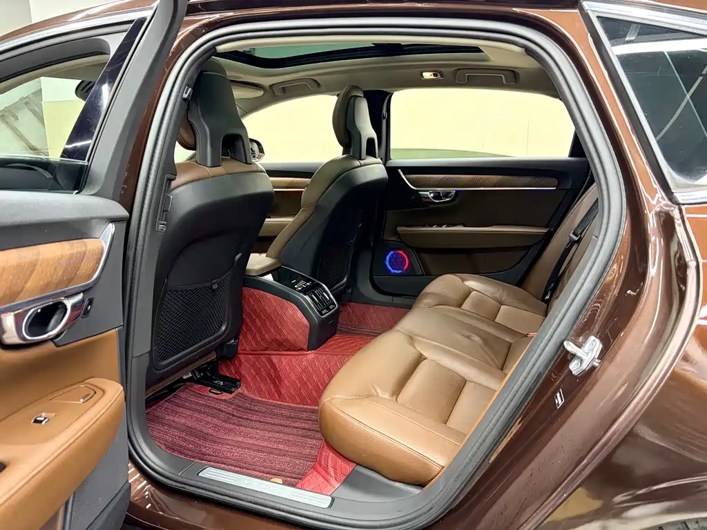 Volvo S90 2017 T4 Zhiyuan Edition