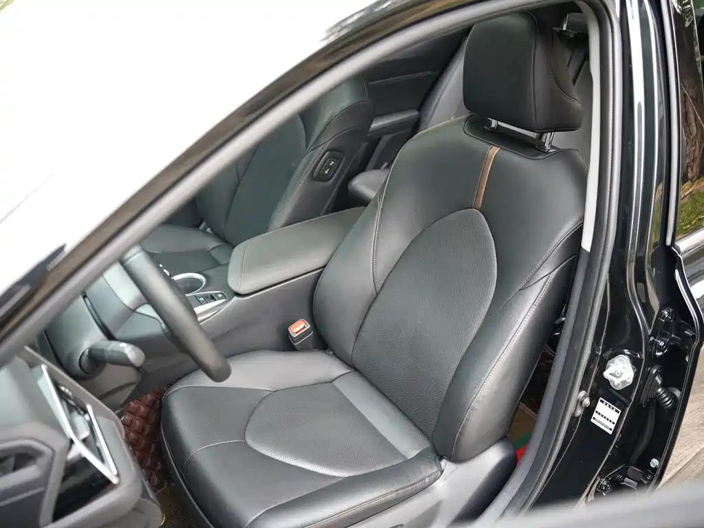 Toyota Camry 2019 2.0G Luxury Edition China VI