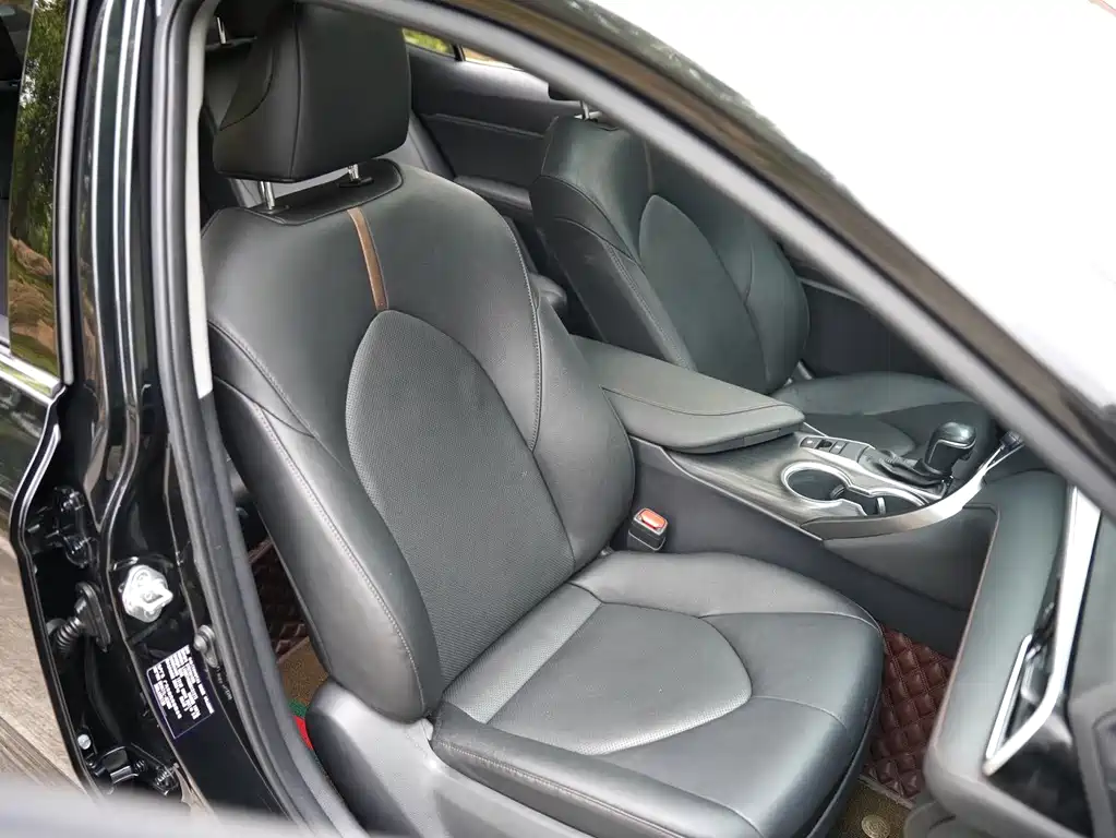 Toyota Camry 2019 2.0G Luxury Edition China VI