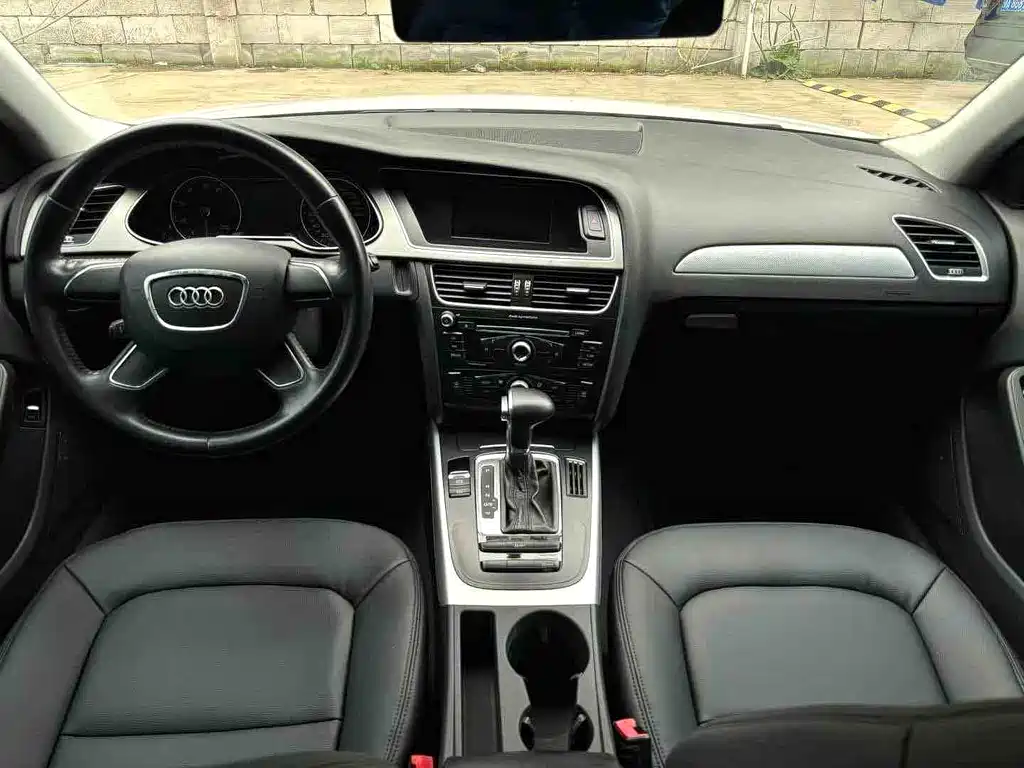 Audi A4L 2016 30 TFSI Collection Edition Automatic Comfort