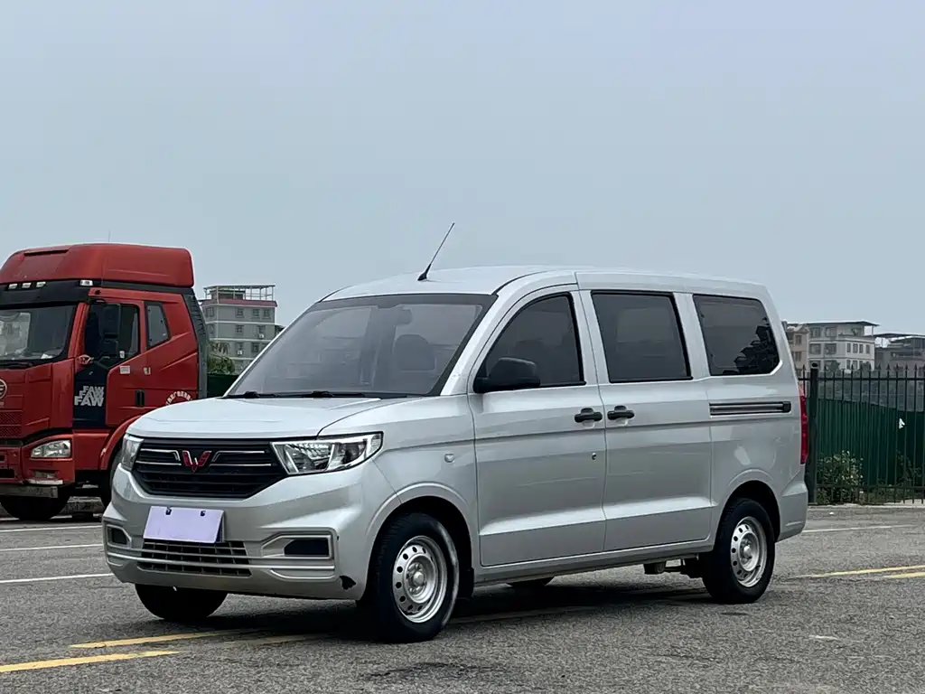Wuling Hongguang V 2022 1.5L Jinqv Edition Electric Power Assist LAR