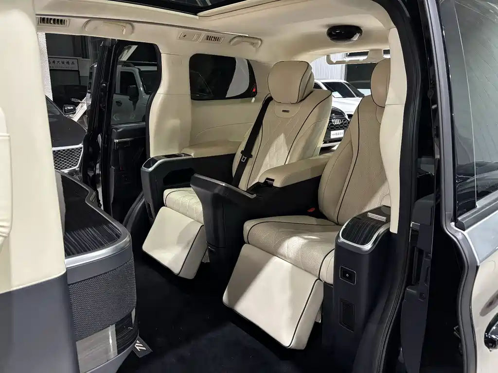 GAC Trumpchi M8 2021 Master Series 390T Four-Seat Glory Edition