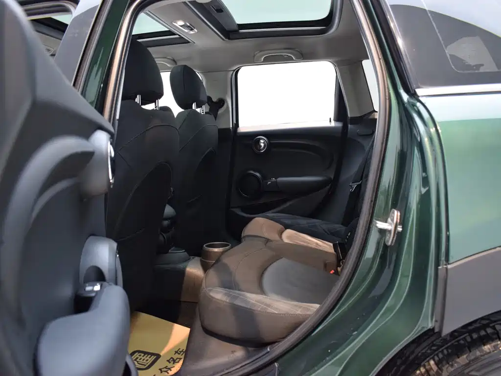 MINI Cooper 2015 1.5T Fun 5-Door