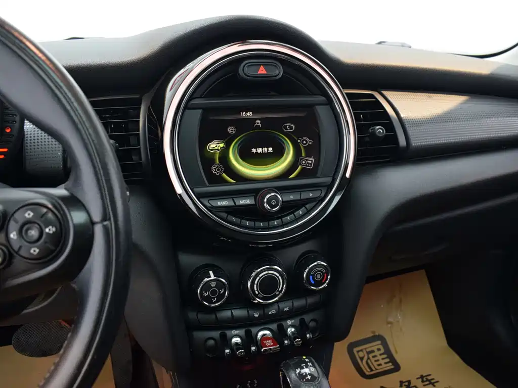 MINI Cooper 2015 1.5T Fun 5-Door